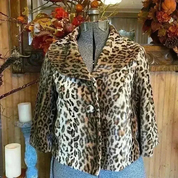 International concepts women’s faux fur leopard jacket. p/s - Picture 1 of 6